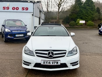 Used Mercedes-Benz C Class 2014 for sale - 76952534: Photo