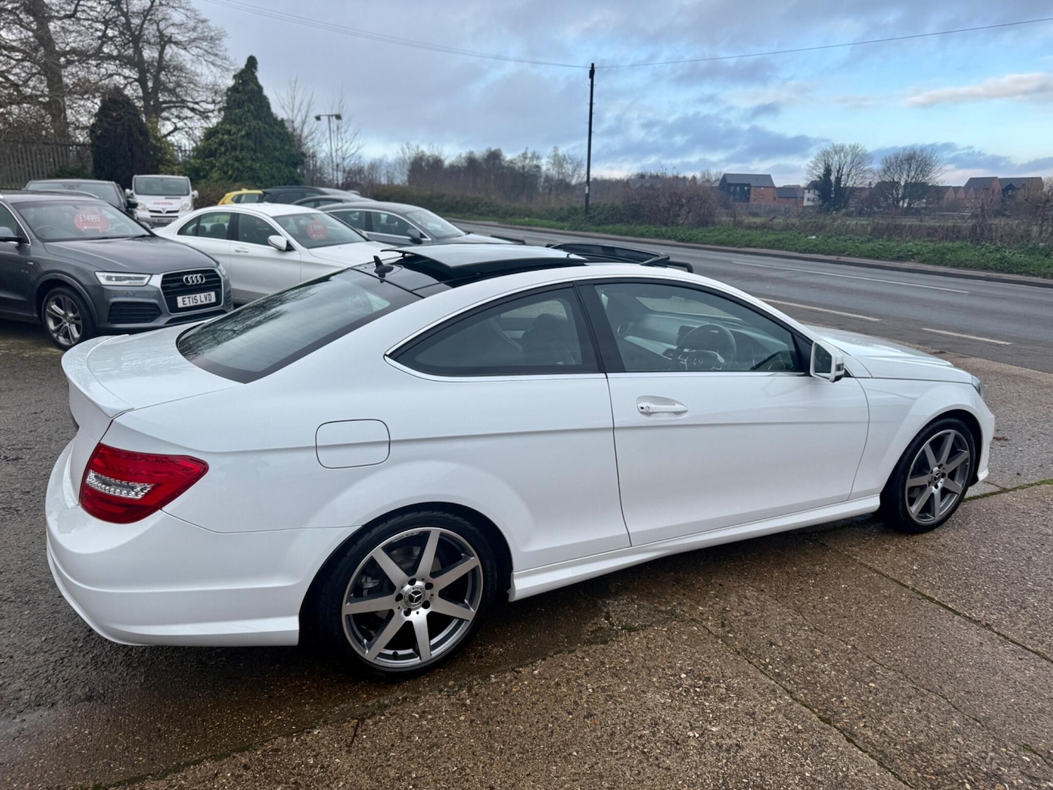 Used Mercedes-Benz C Class 2014 for sale - 76952534: Photo 7