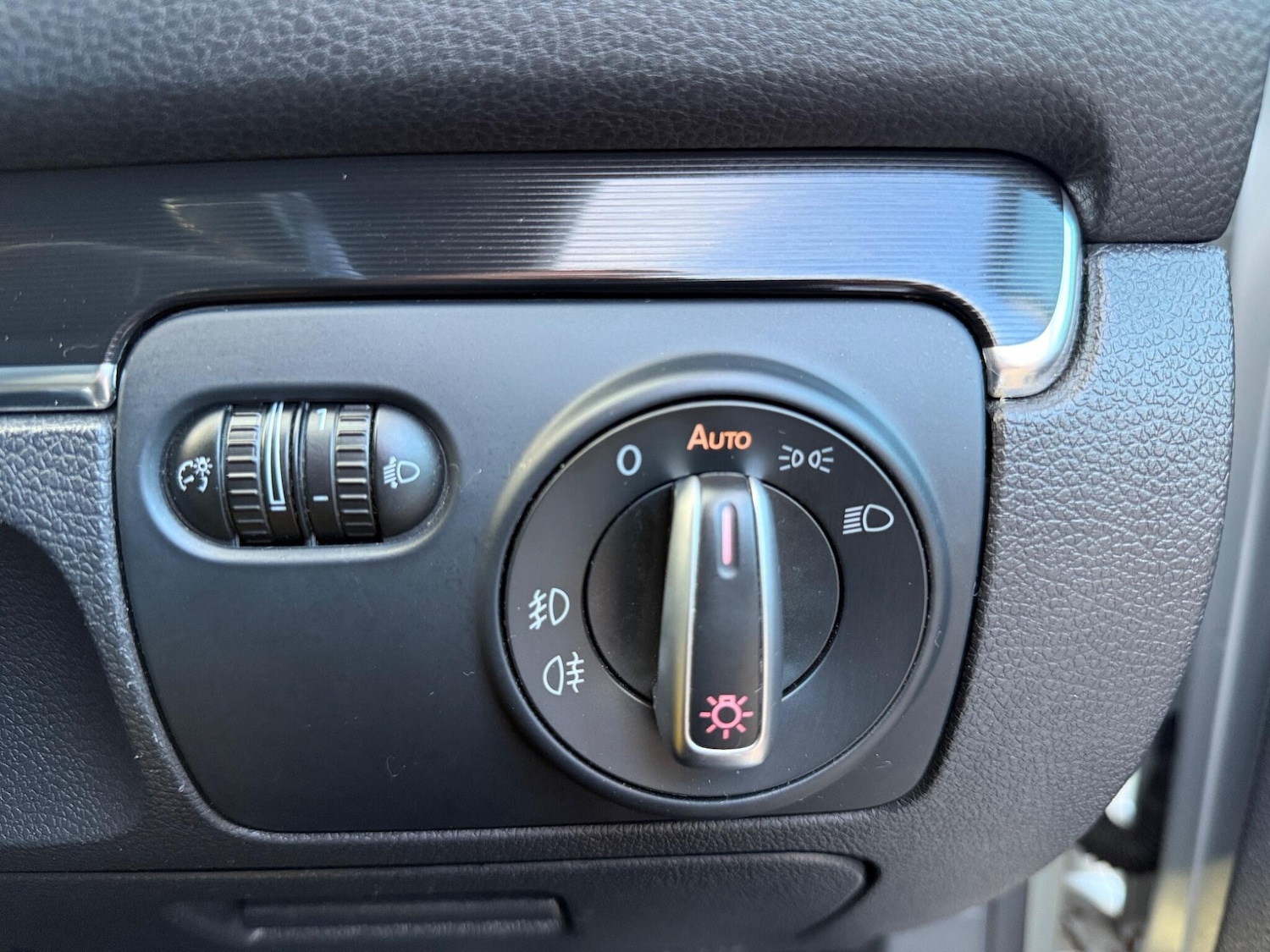 Used Volkswagen Golf 2012 for sale - 78020260: Photo 25