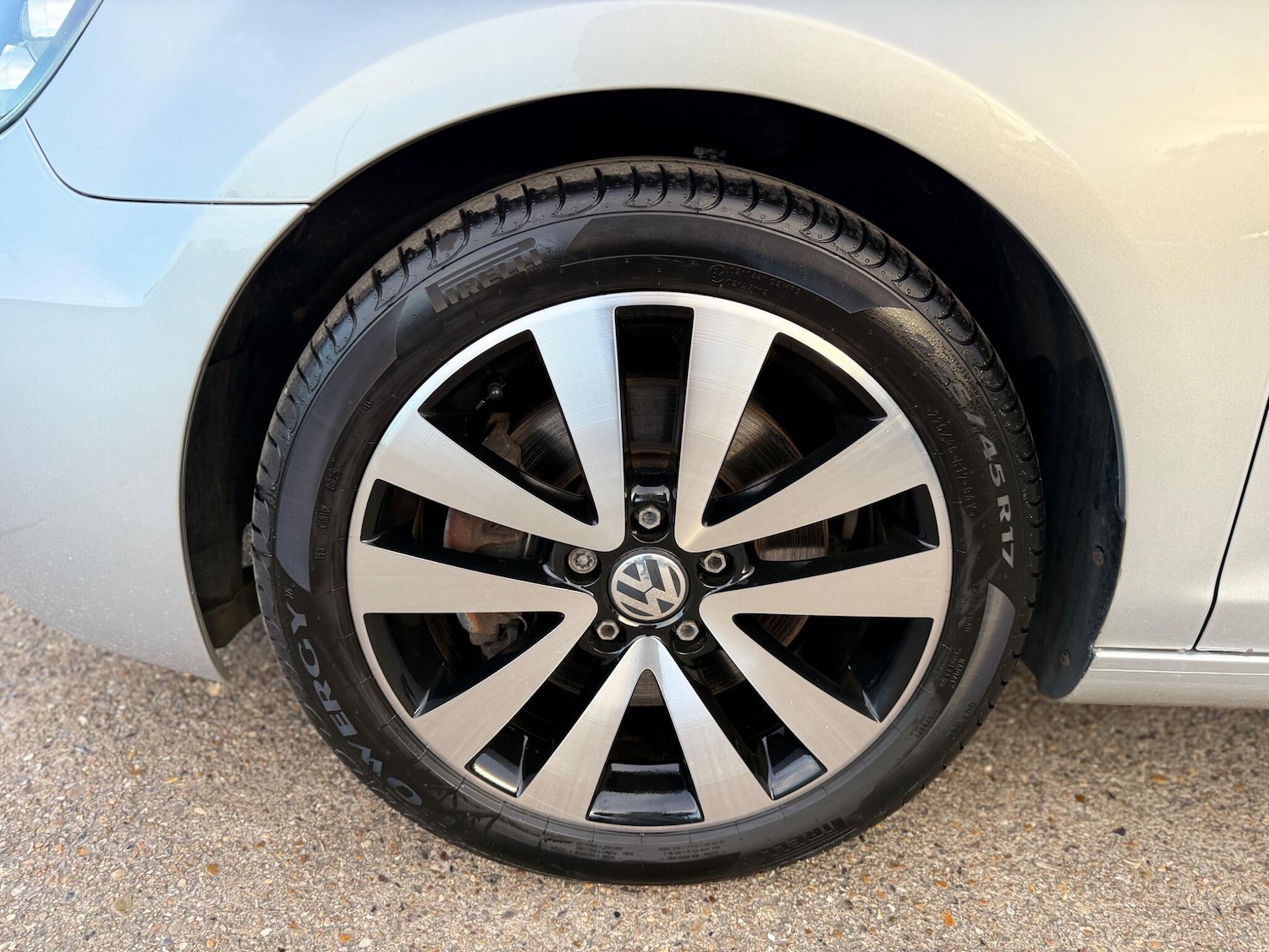 Used Volkswagen Golf 2012 for sale - 78020260: Photo 28