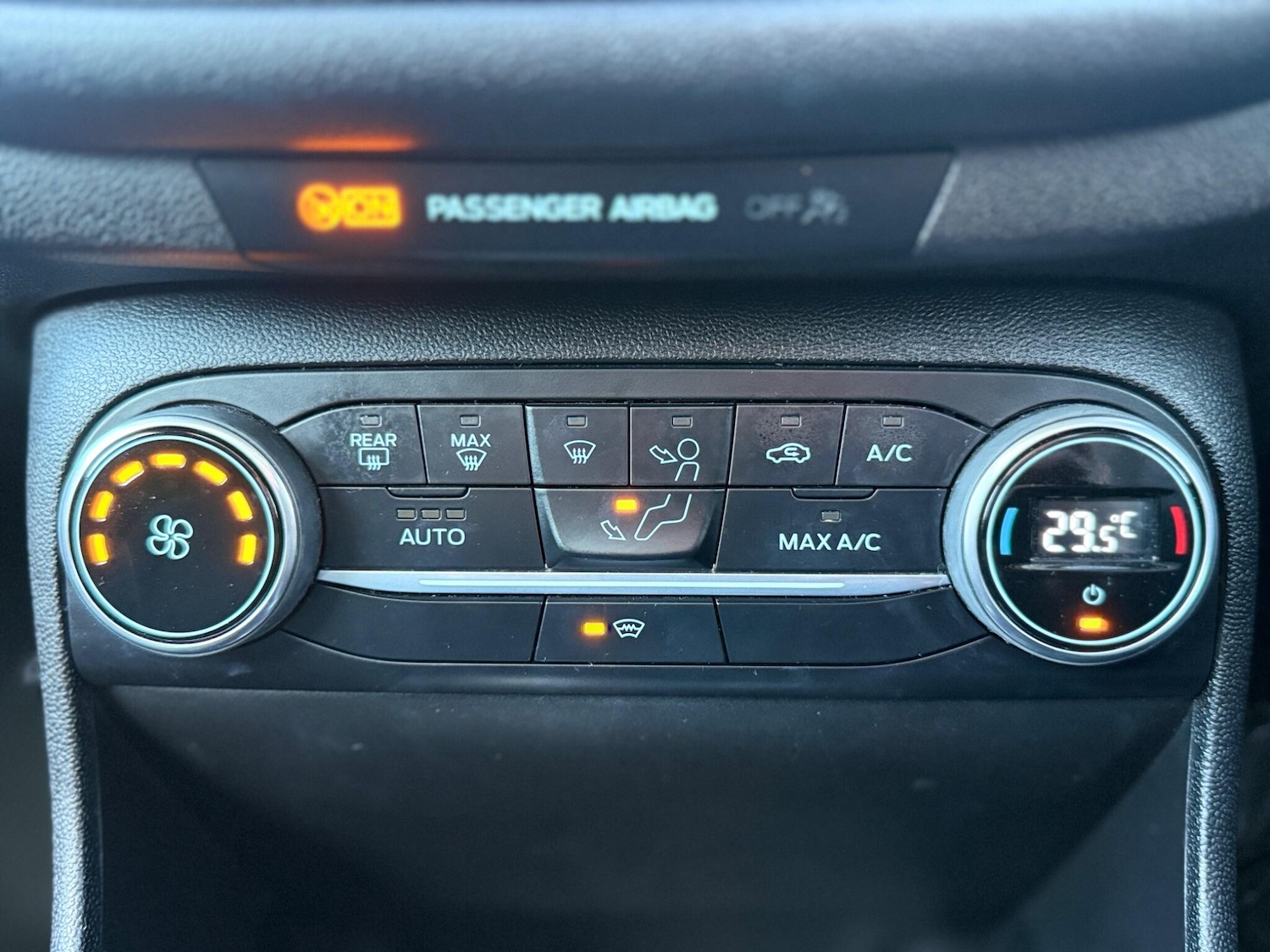 Used Ford Fiesta 2018 for sale - 77395692: Photo 28