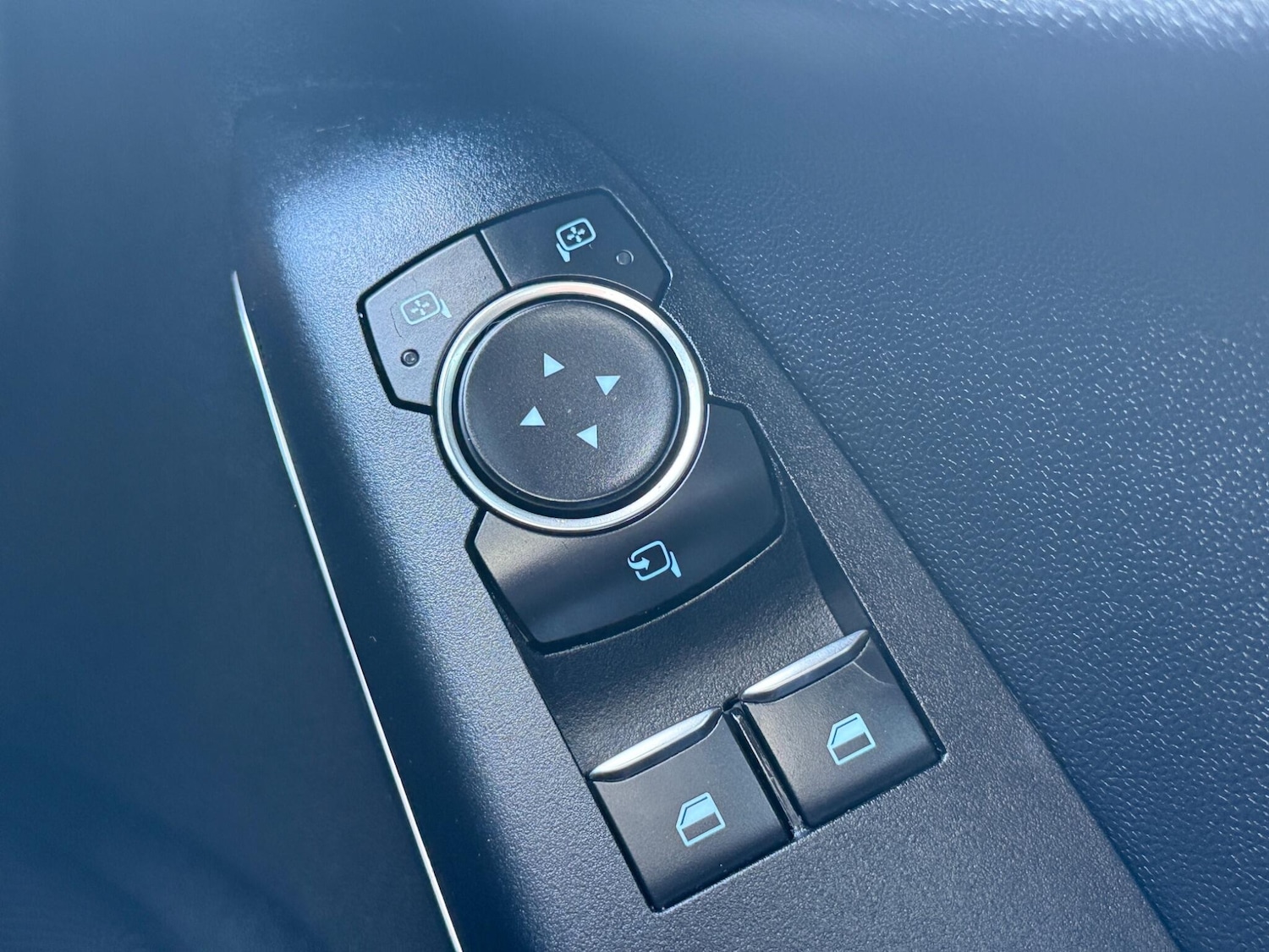 Used Ford Fiesta 2018 for sale - 77395692: Photo 37