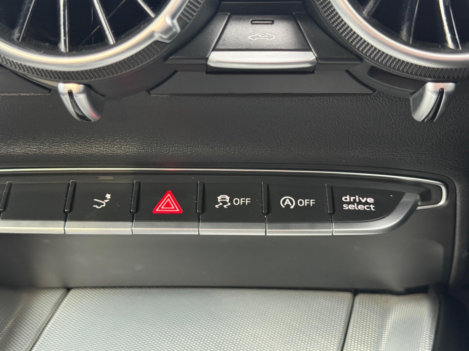 Used Audi TT 2015 for sale - 77396067: Photo 21