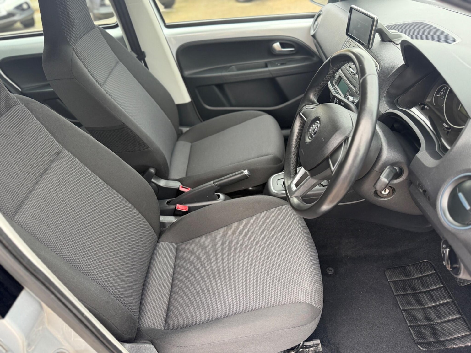 Used Skoda Citigo 2014 for sale - 76423184: Photo 9