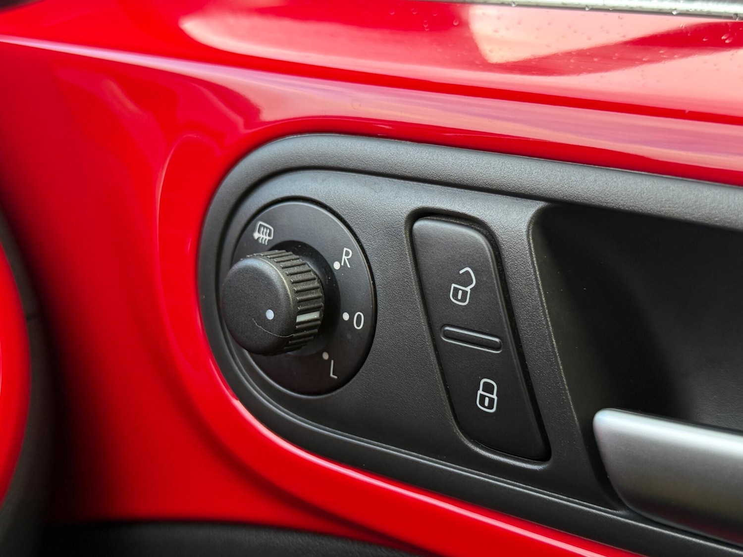 Used Volkswagen Beetle 2013 for sale - 76800821: Photo 29