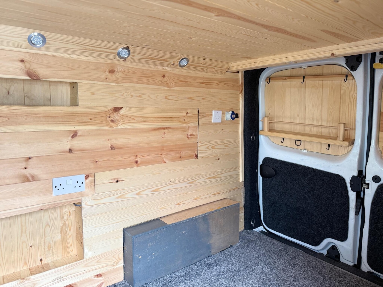 Used Vauxhall Vivaro 2017 for sale - 77704725: Photo 15