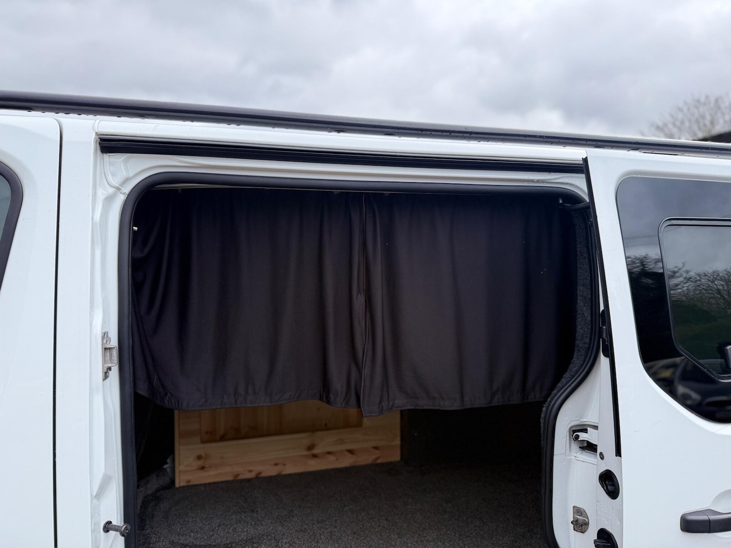 Used Vauxhall Vivaro 2017 for sale - 77704725: Photo 16