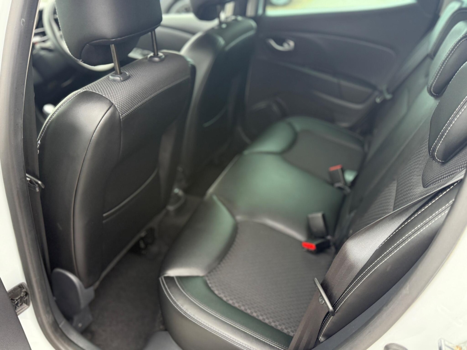 Used Renault Clio 2019 for sale - 76752488: Photo 13