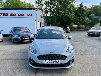 Used Ford Fiesta 2018 for sale - 78586120: Photo