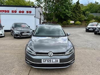 Used Volkswagen Golf 2019 for sale - 78600890: Photo