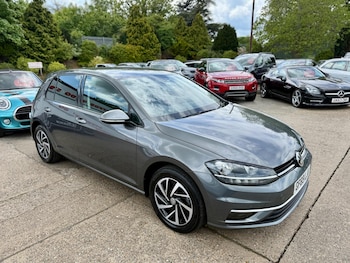 Used Volkswagen Golf 2019 for sale - 78600890: Photo
