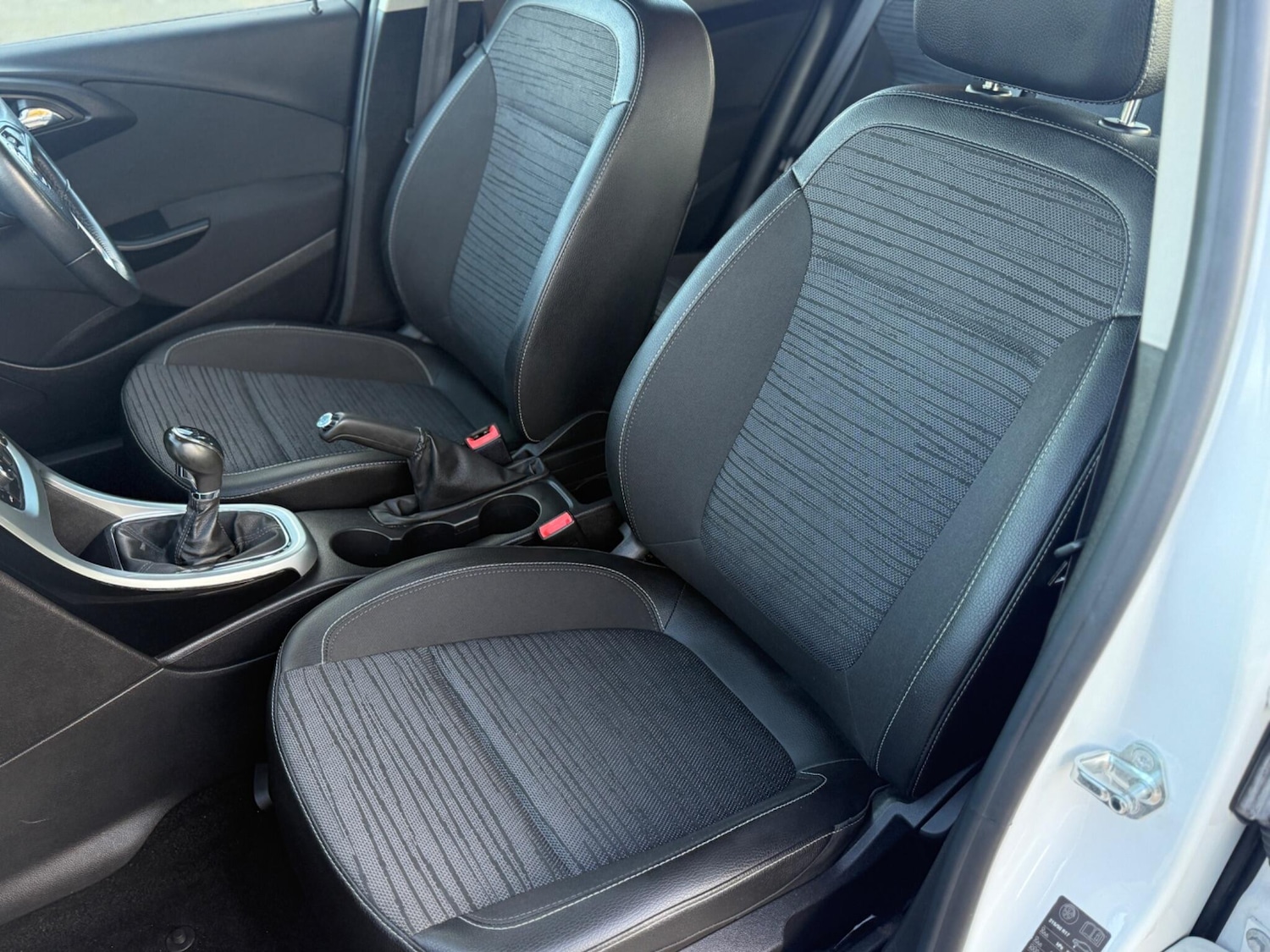 Used Vauxhall Astra 2015 for sale - 76562376: Photo 12