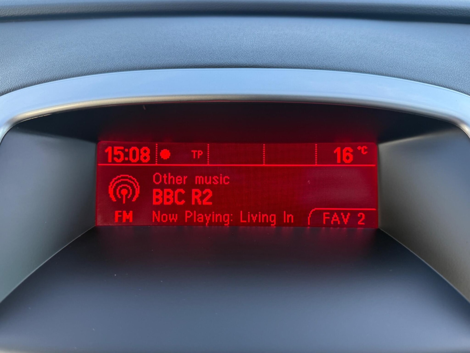 Used Vauxhall Astra 2015 for sale - 76562376: Photo 17