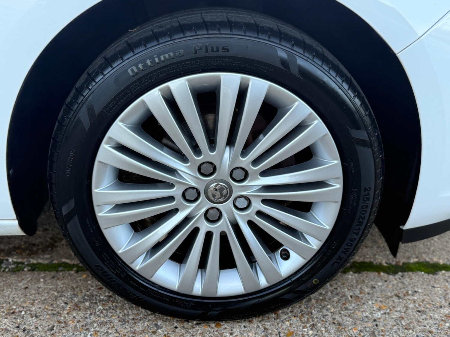 Used Vauxhall Astra 2015 for sale - 76562376: Photo 26