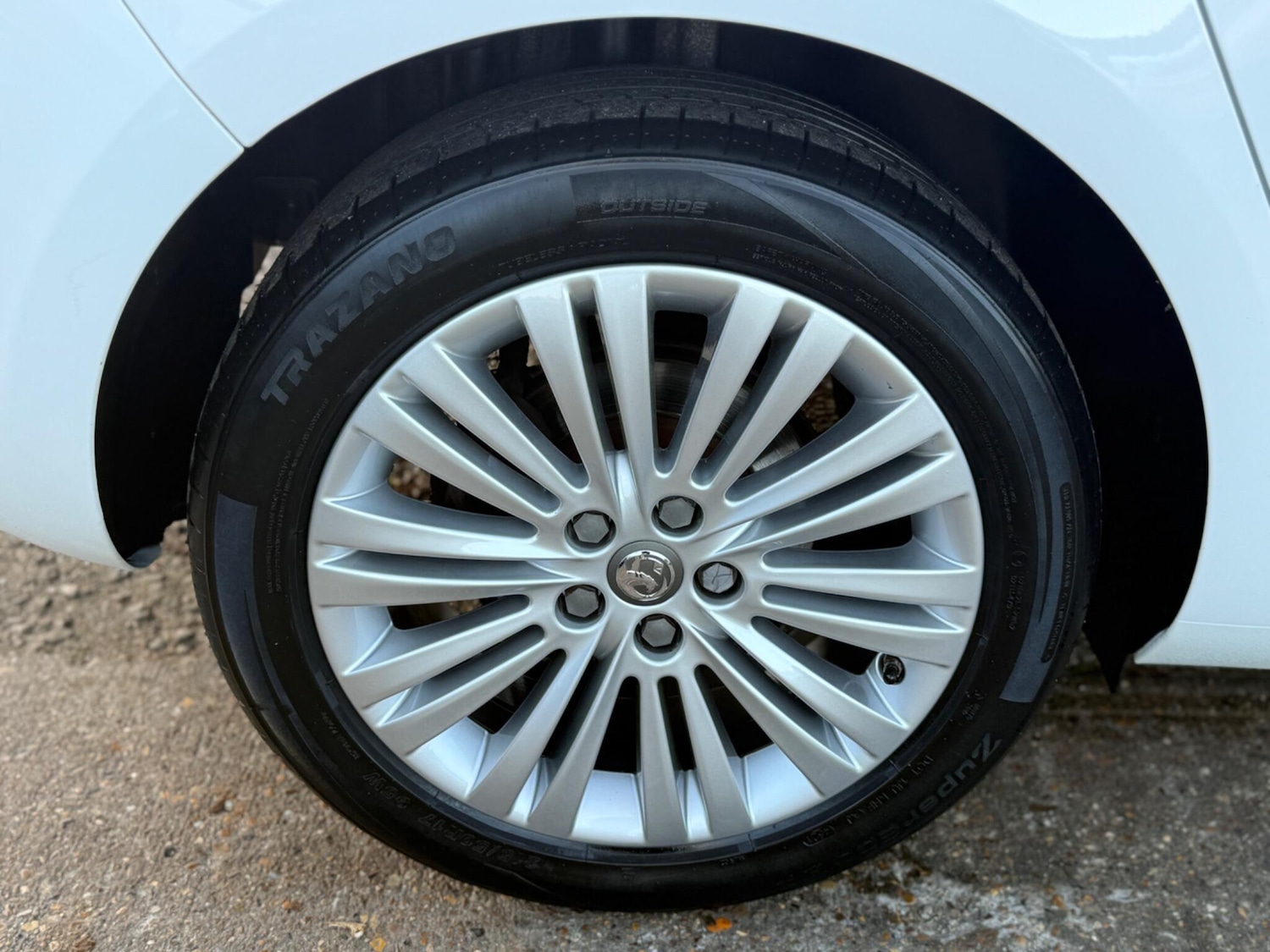 Used Vauxhall Astra 2015 for sale - 76562376: Photo 29