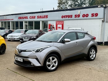 2017 (67) - 1.8 VVT-h Icon CVT Euro 6 (s/s) 5dr
