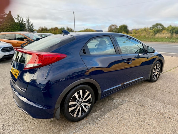 Used Honda Civic 2013 for sale - 76259676: Photo 7