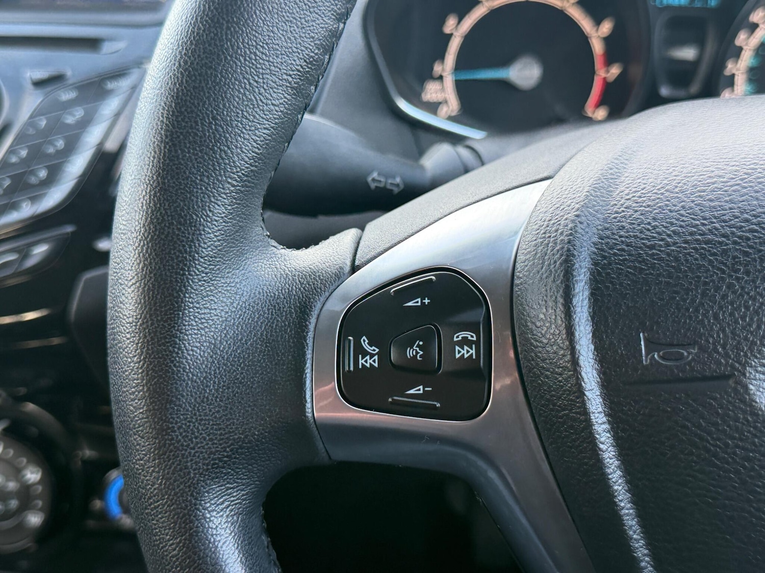 Used Ford Fiesta 2016 for sale - 77396100: Photo 24