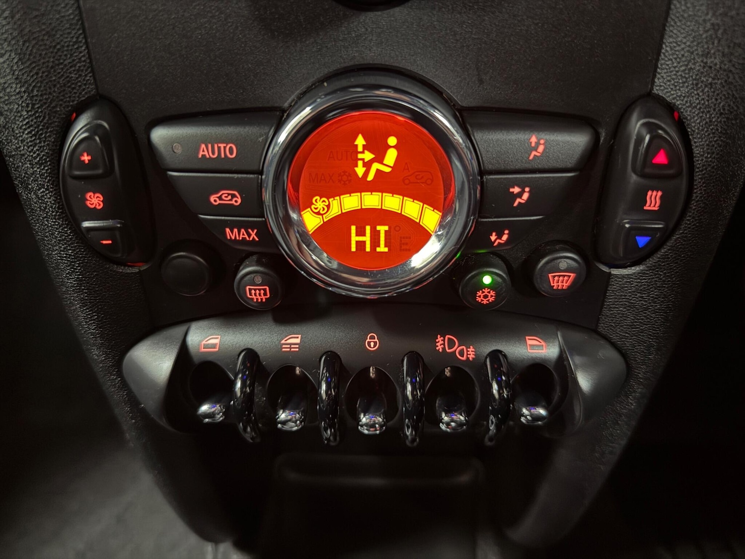 Used MINI Convertible 2011 for sale - 76801884: Photo 22