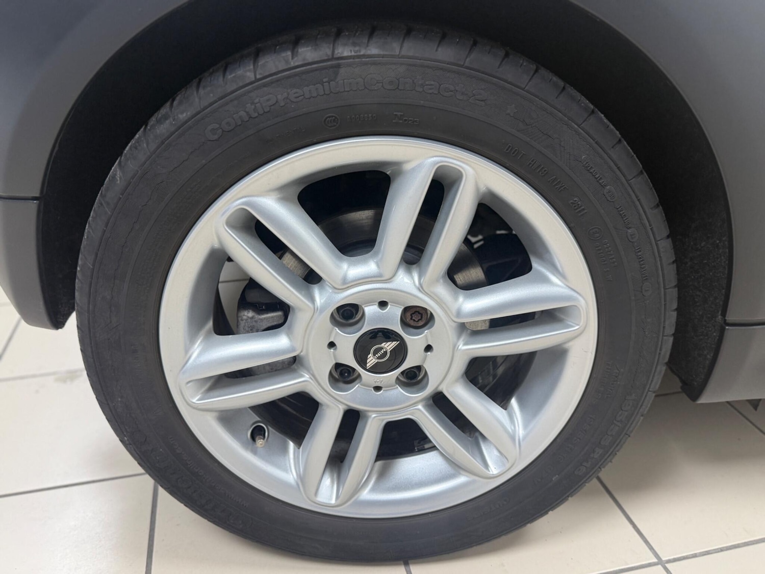 Used MINI Convertible 2011 for sale - 76801884: Photo 32