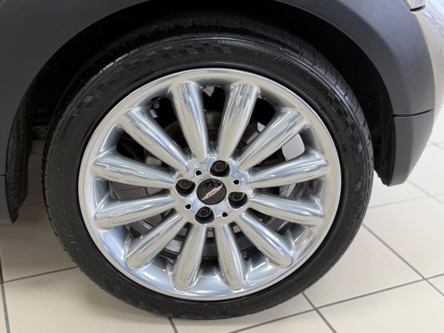 Used MINI Convertible 2011 for sale - 76592294: Photo 42