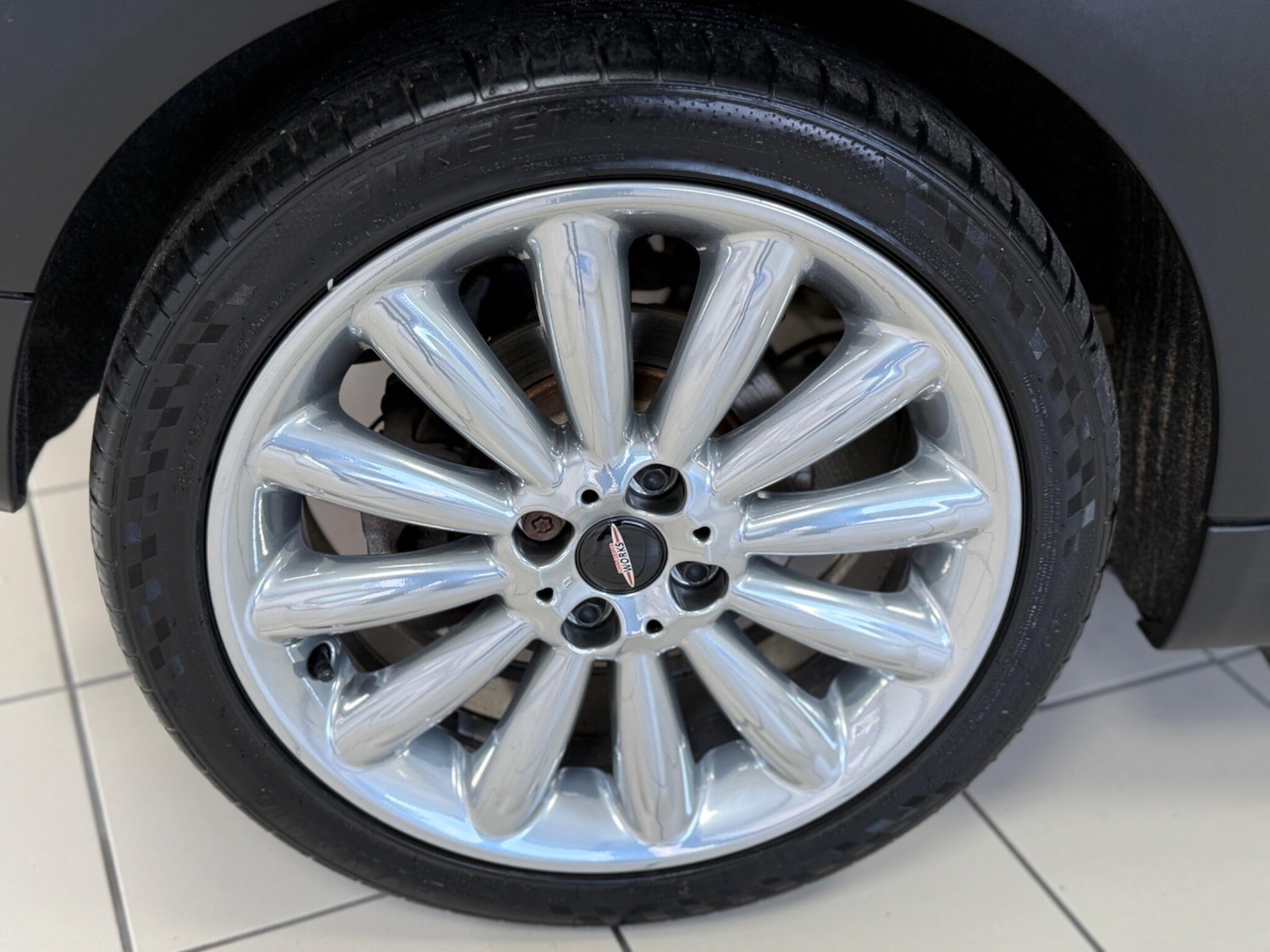 Used MINI Convertible 2011 for sale - 76592294: Photo 43