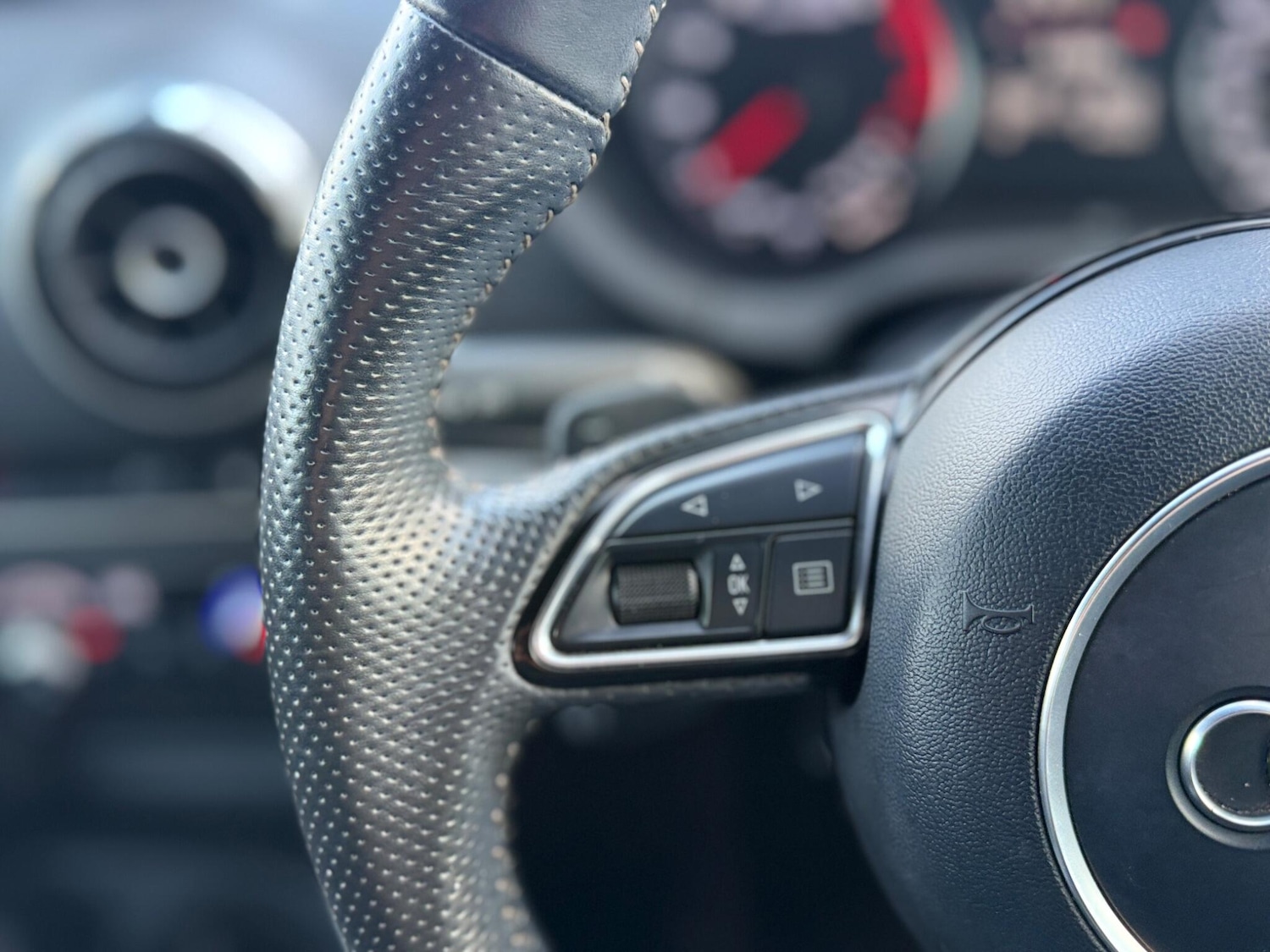 Used Audi A3 2015 for sale - 77163086: Photo 33