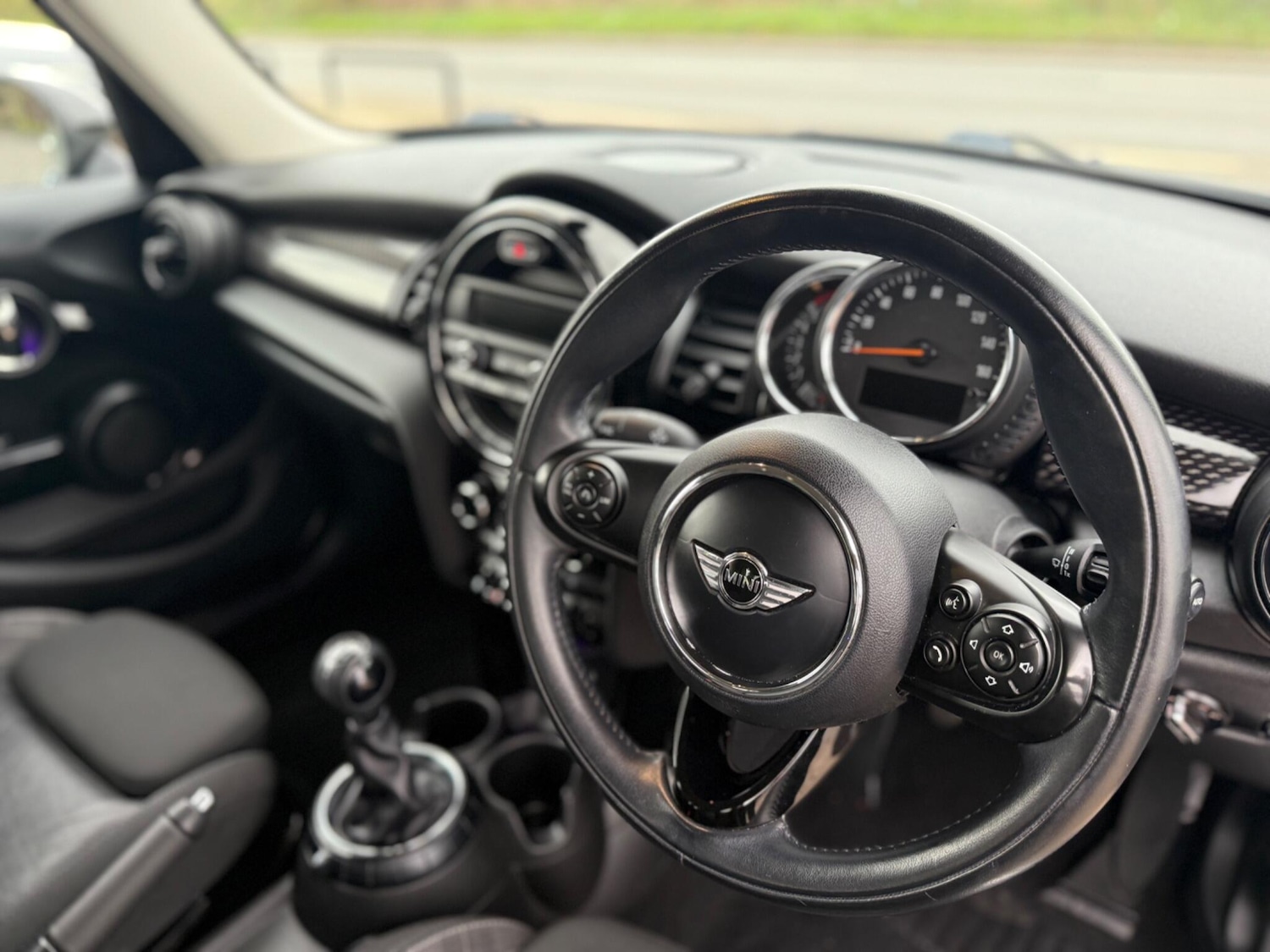 Used MINI Hatch 2017 for sale - 76936271: Photo 11