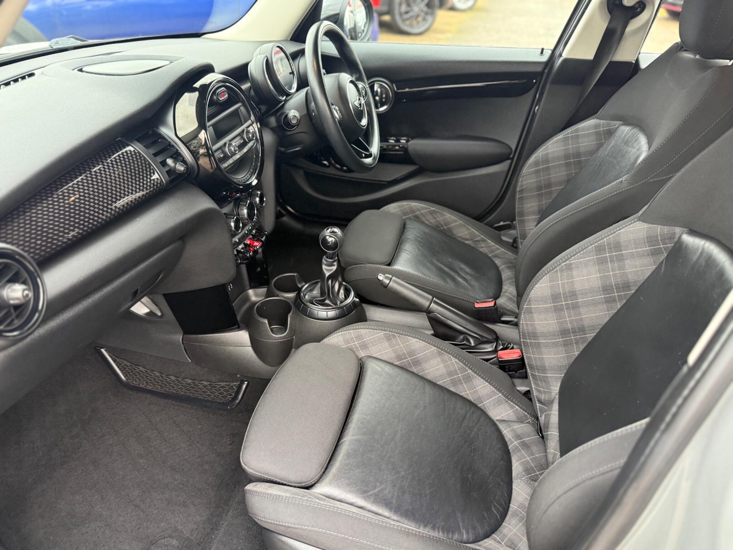 Used MINI Hatch 2017 for sale - 76936271: Photo 12