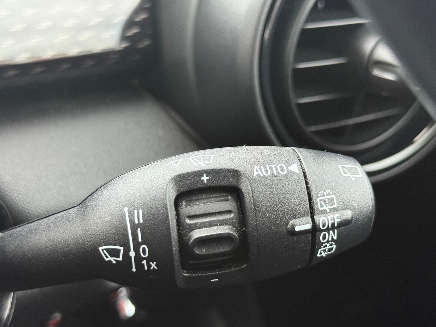 Used MINI Hatch 2017 for sale - 76936271: Photo 34