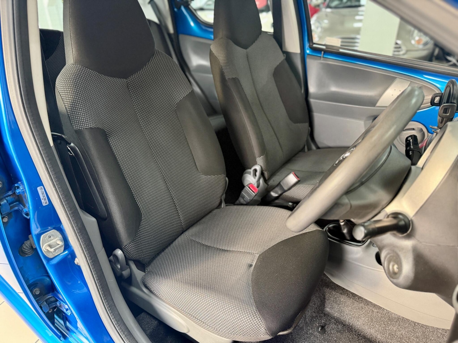 Used Toyota AYGO 2010 for sale - 77039742: Photo 9