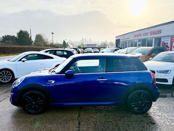 Used MINI Hatch 2018 for sale - 77549325: Photo
