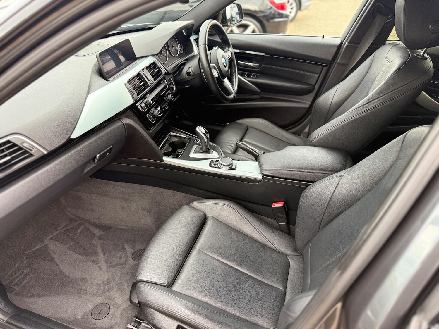 Used BMW 3 Series 2016 for sale - 76485827: Photo 11