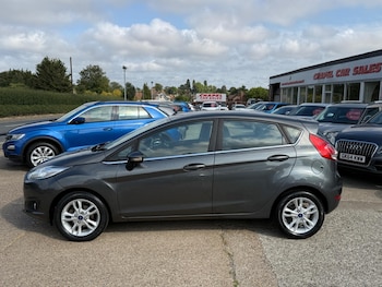 Used Ford Fiesta 2016 for sale - 79540362: Photo