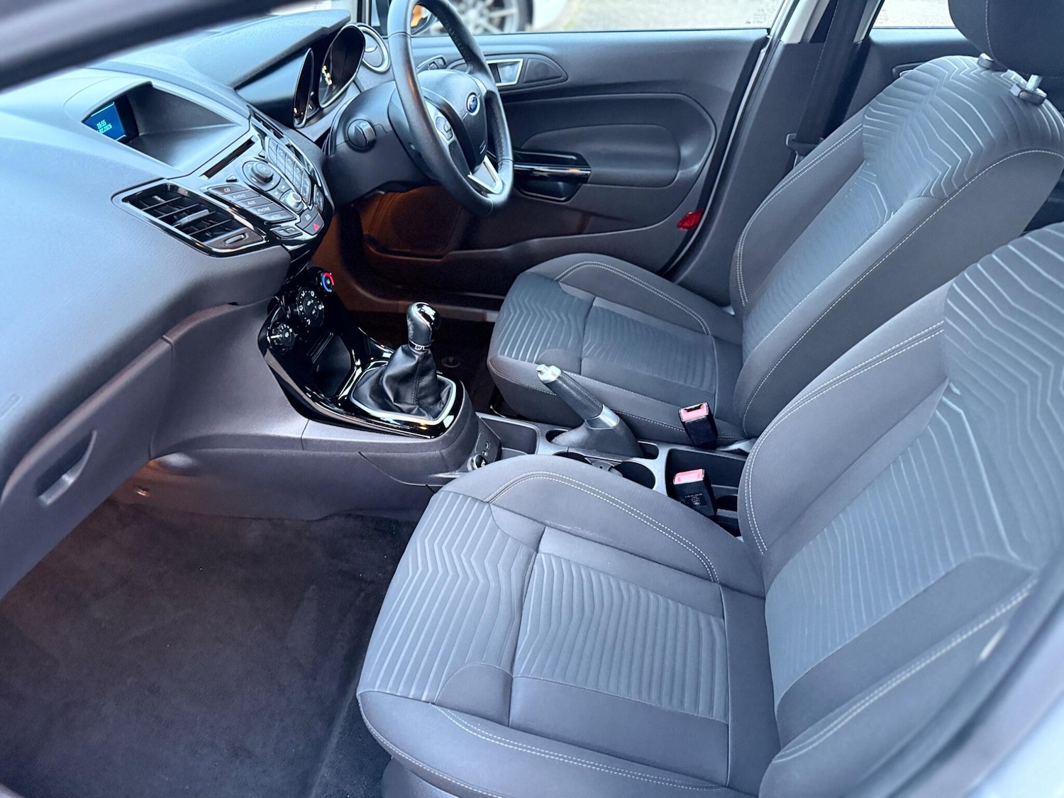 Used Ford Fiesta 2013 for sale - 77524890: Photo 12