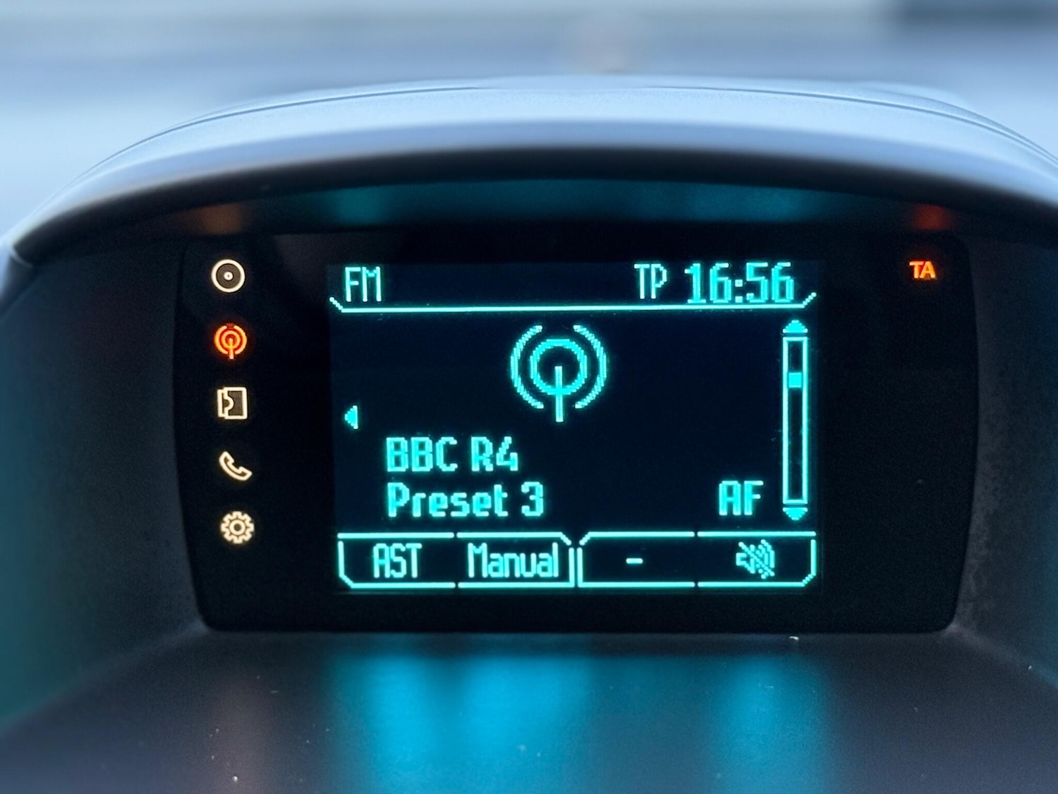 Used Ford Fiesta 2013 for sale - 77524890: Photo 21