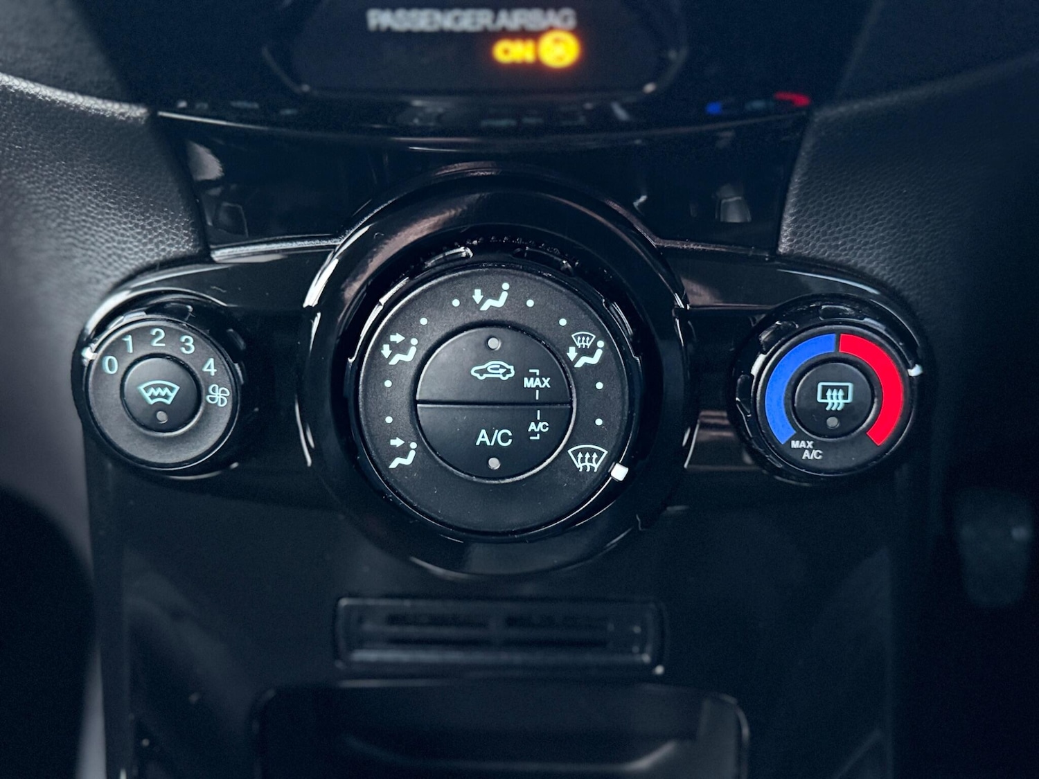 Used Ford Fiesta 2013 for sale - 77524890: Photo 22