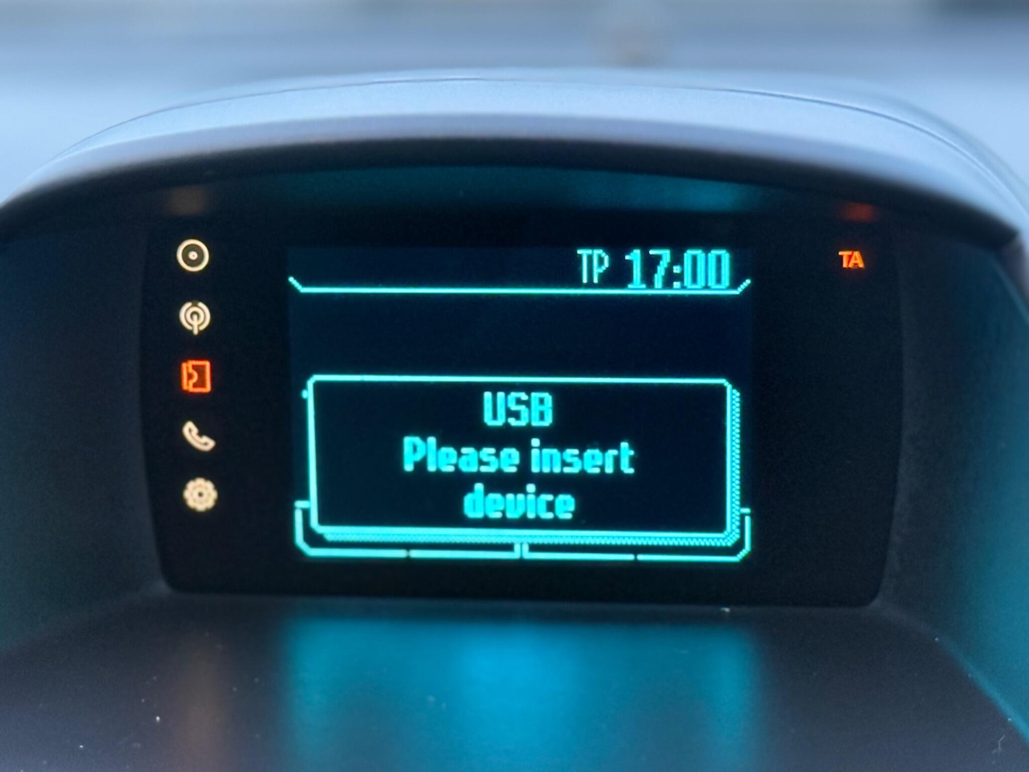 Used Ford Fiesta 2013 for sale - 77524890: Photo 25