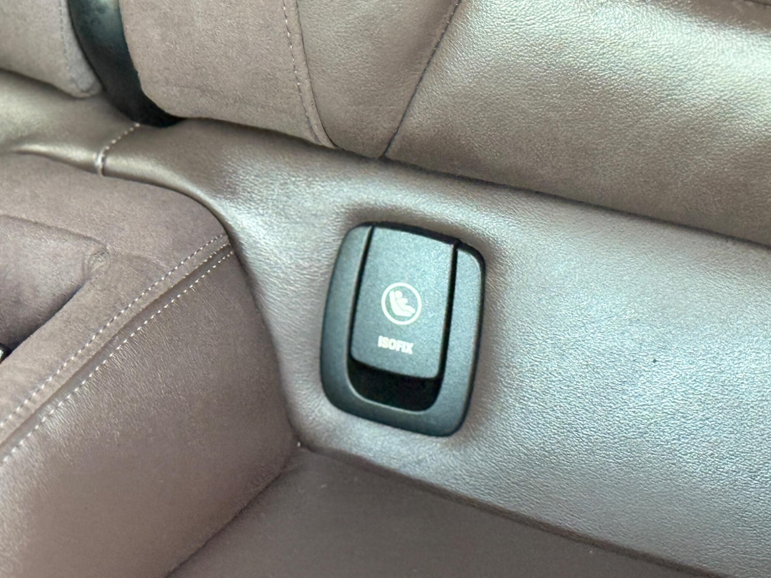 Used MINI Convertible 2017 for sale - 77469067: Photo 28