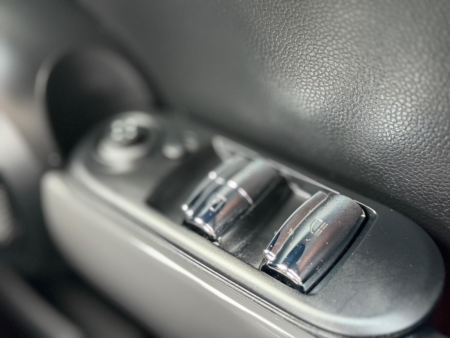 Used MINI Convertible 2017 for sale - 77469067: Photo 51