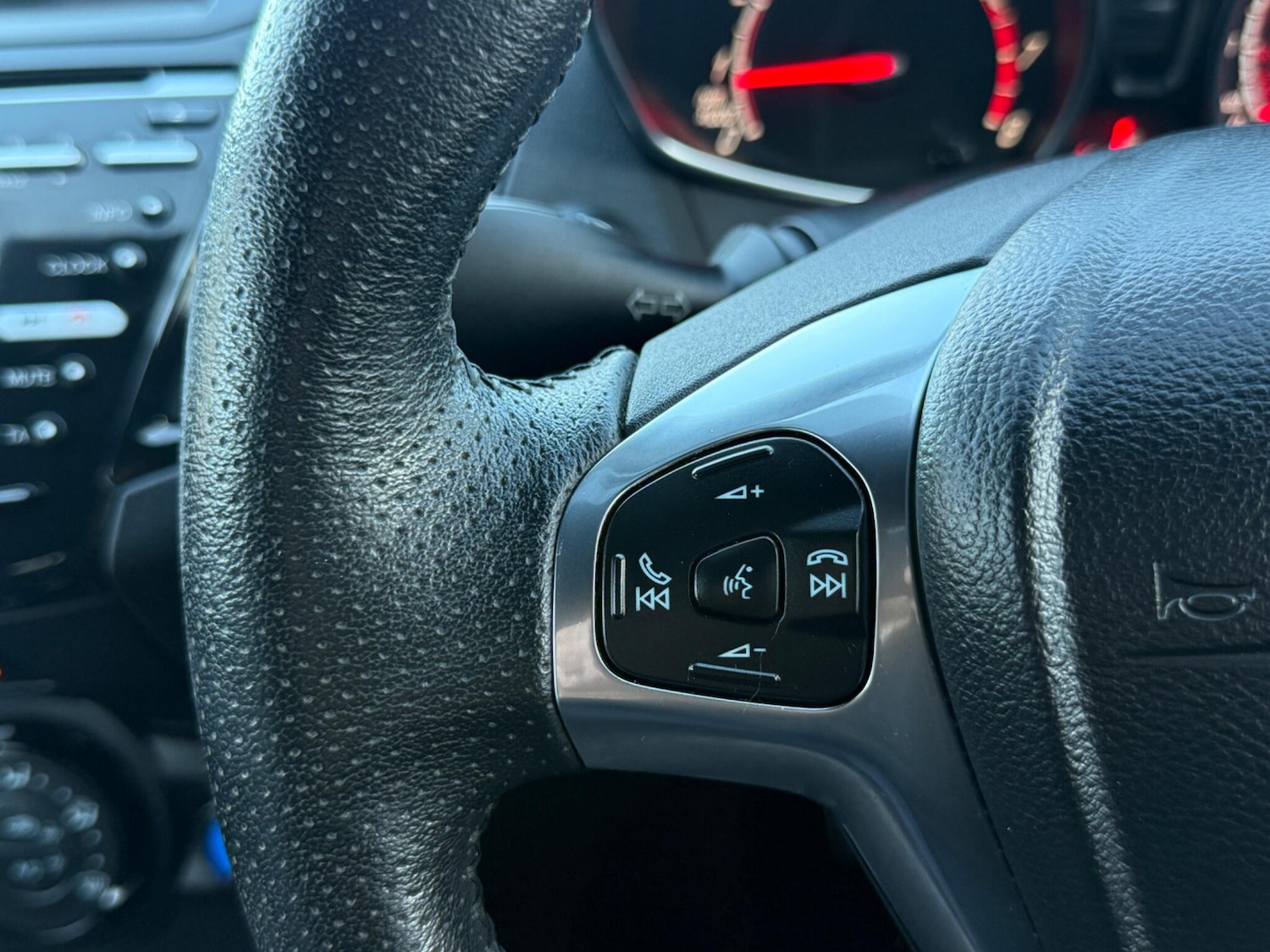 Used Ford Fiesta 2016 for sale - 77050269: Photo 28