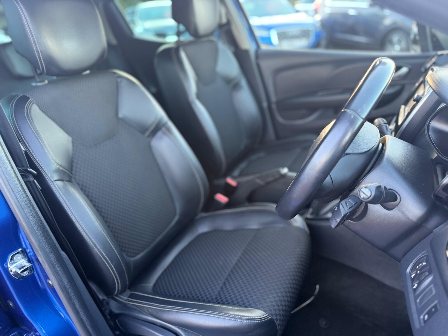 Used Renault Clio 2018 for sale - 77839867: Photo 10