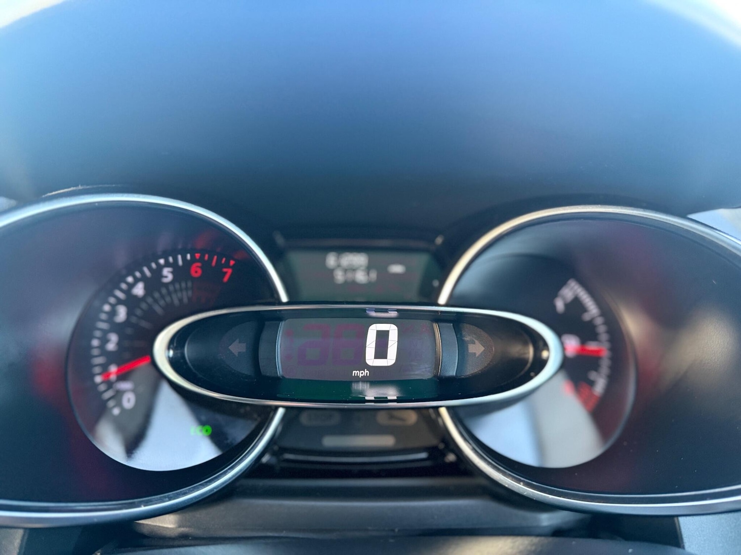 Used Renault Clio 2018 for sale - 77839867: Photo 17