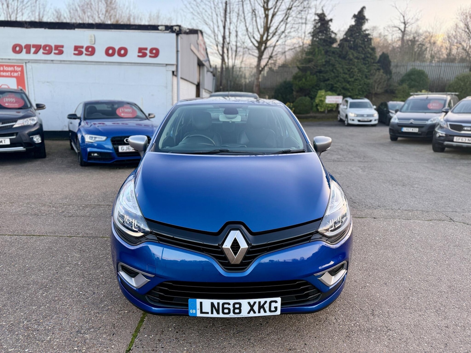 Used Renault Clio 2018 for sale - 77839867: Photo 2