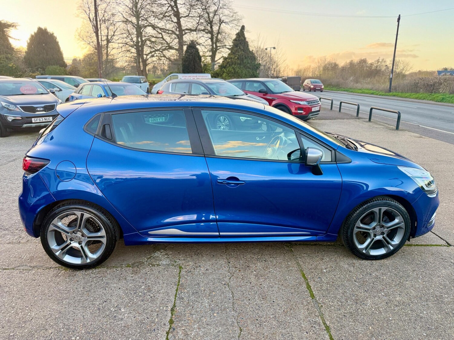 Used Renault Clio 2018 for sale - 77839867: Photo 8