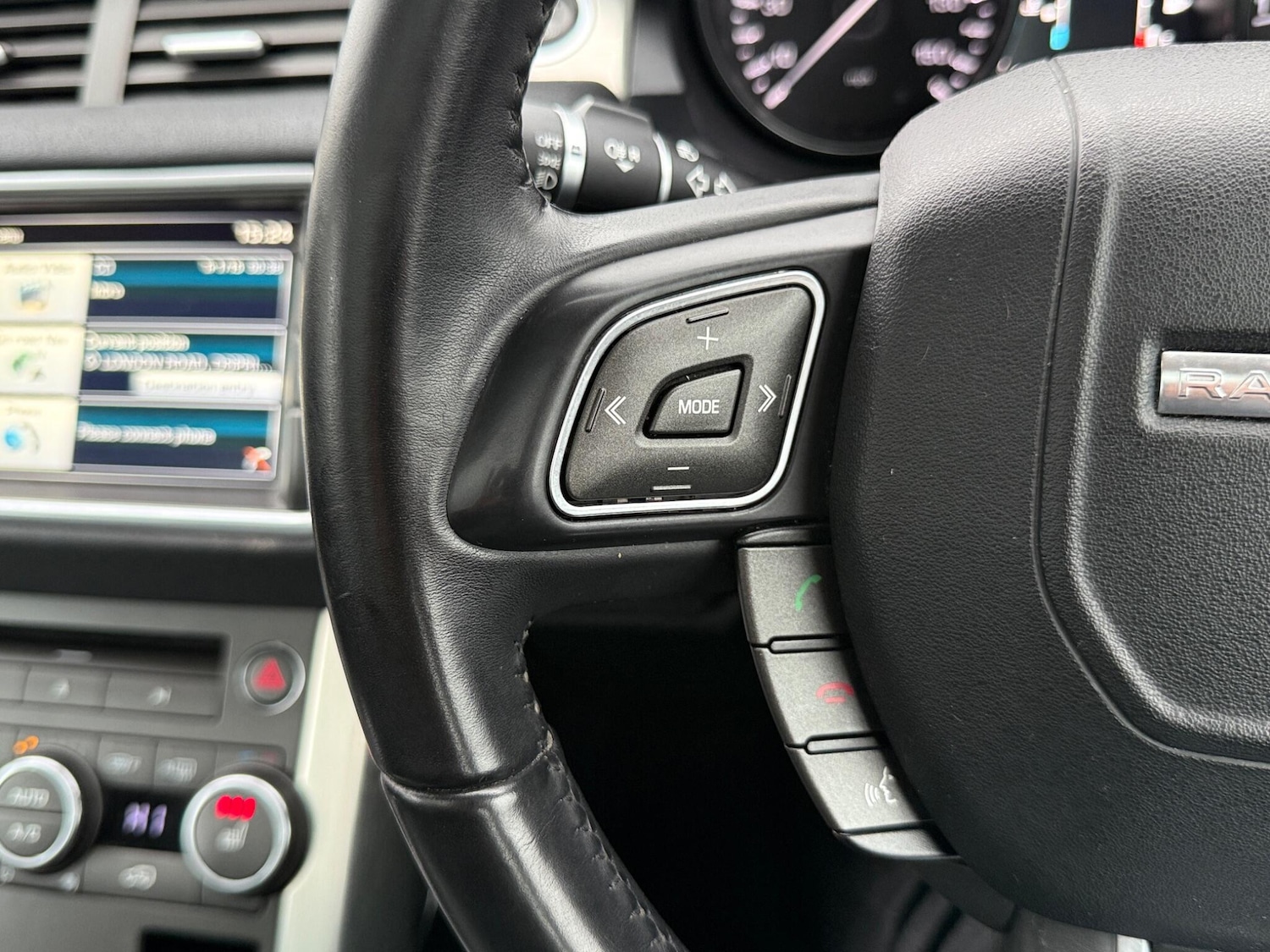 Used Land Rover Range Rover Evoque 2014 for sale - 77559128: Photo 25