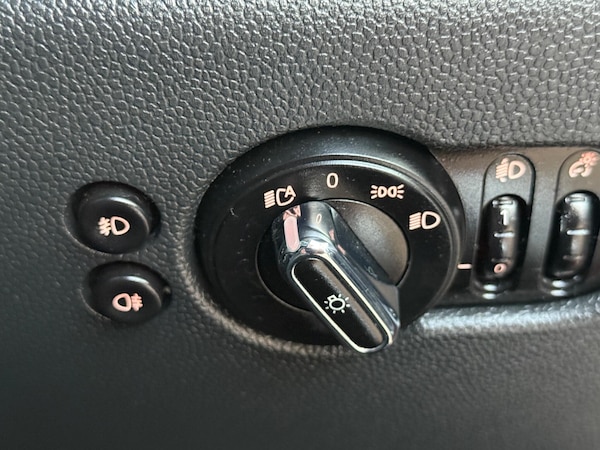 Used MINI Hatch 2015 for sale - 76337323: Photo 27