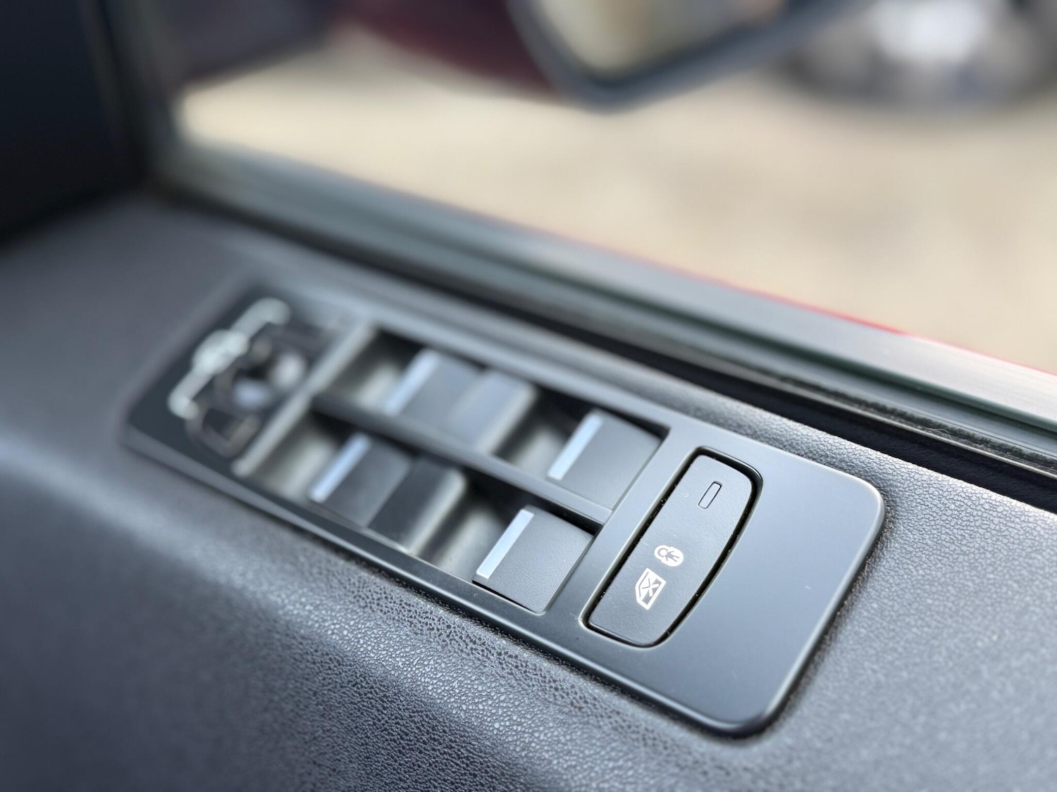 Used Land Rover Discovery Sport for sale - 77598001: Photo 38