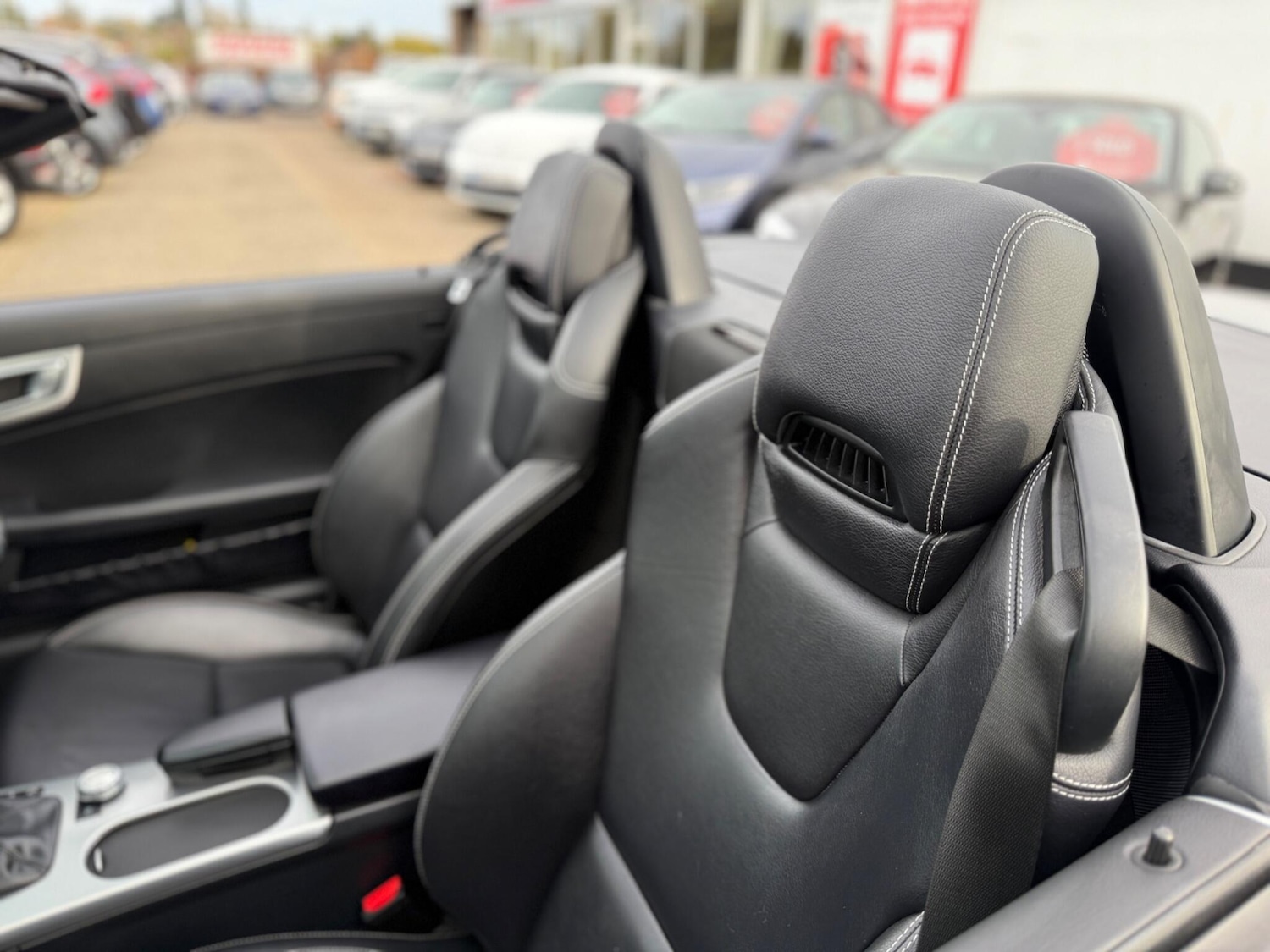 Used Mercedes-Benz SLK 2015 for sale - 78205098: Photo 11