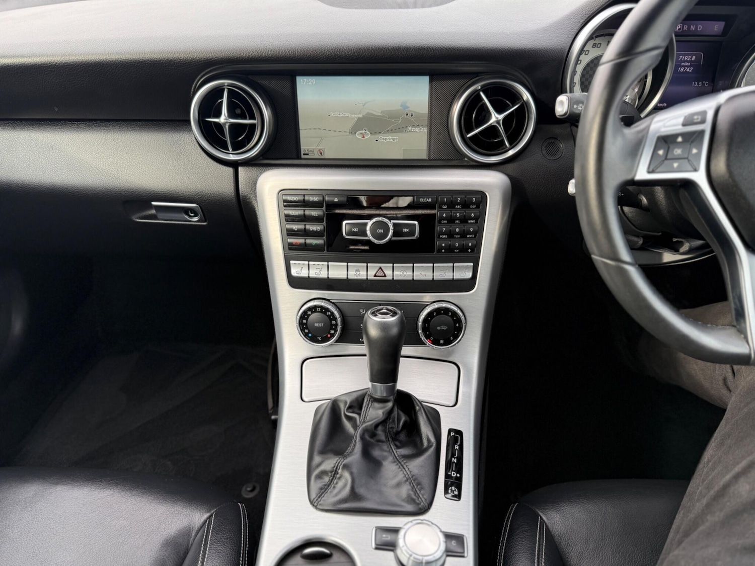 Used Mercedes-Benz SLK 2015 for sale - 78205098: Photo 24